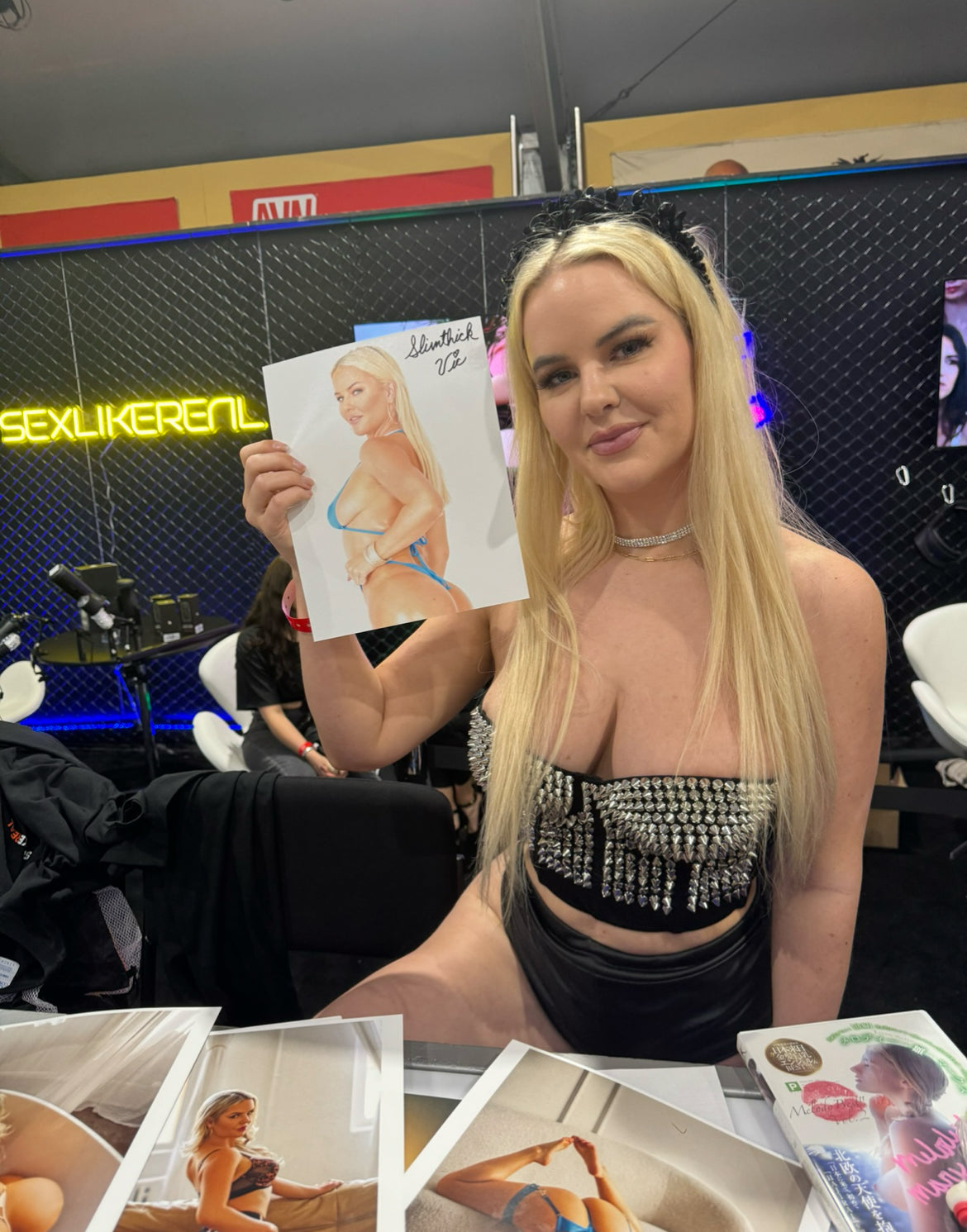 Slimthick Vic Autographed 8x10 Photo